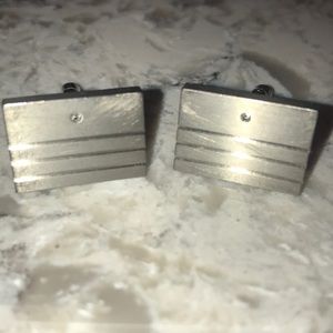Titanium and diamond men’s cuff links